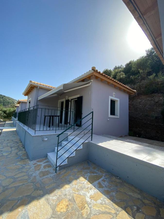 Babis Apartment Agios Nikitas Exterior photo